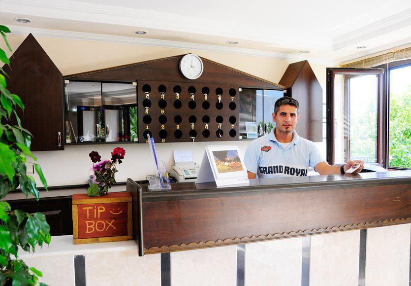 Las Palmeras Hotel Çamyuva Esterno foto