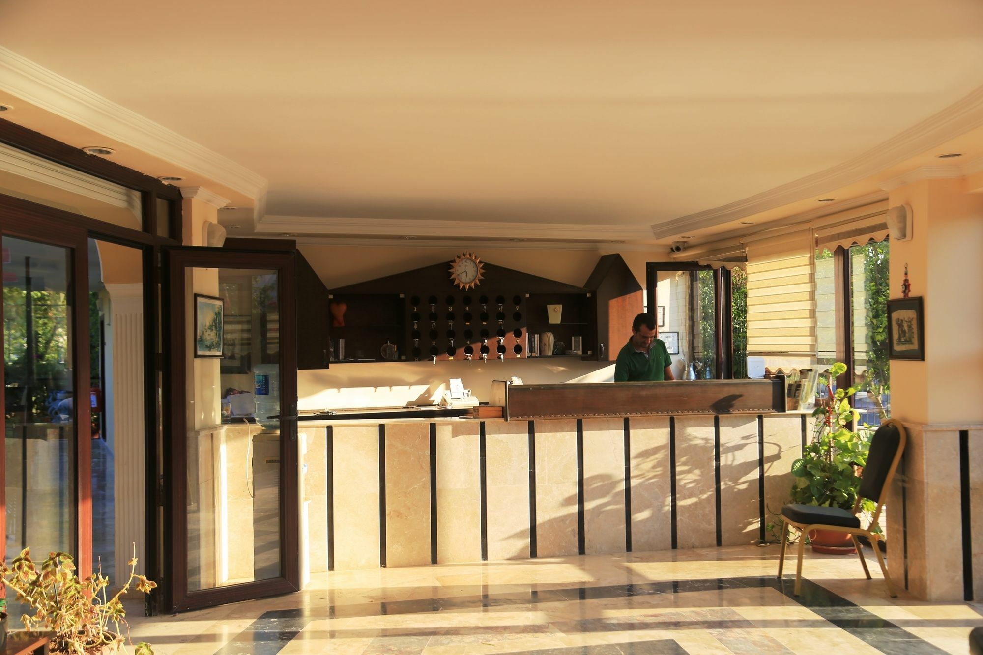 Las Palmeras Hotel Çamyuva Esterno foto