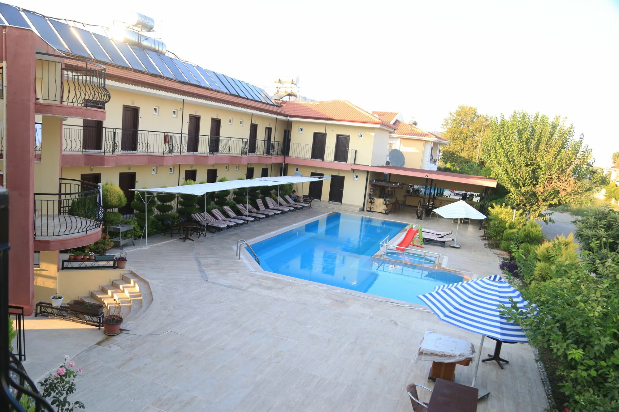 Las Palmeras Hotel Çamyuva Esterno foto
