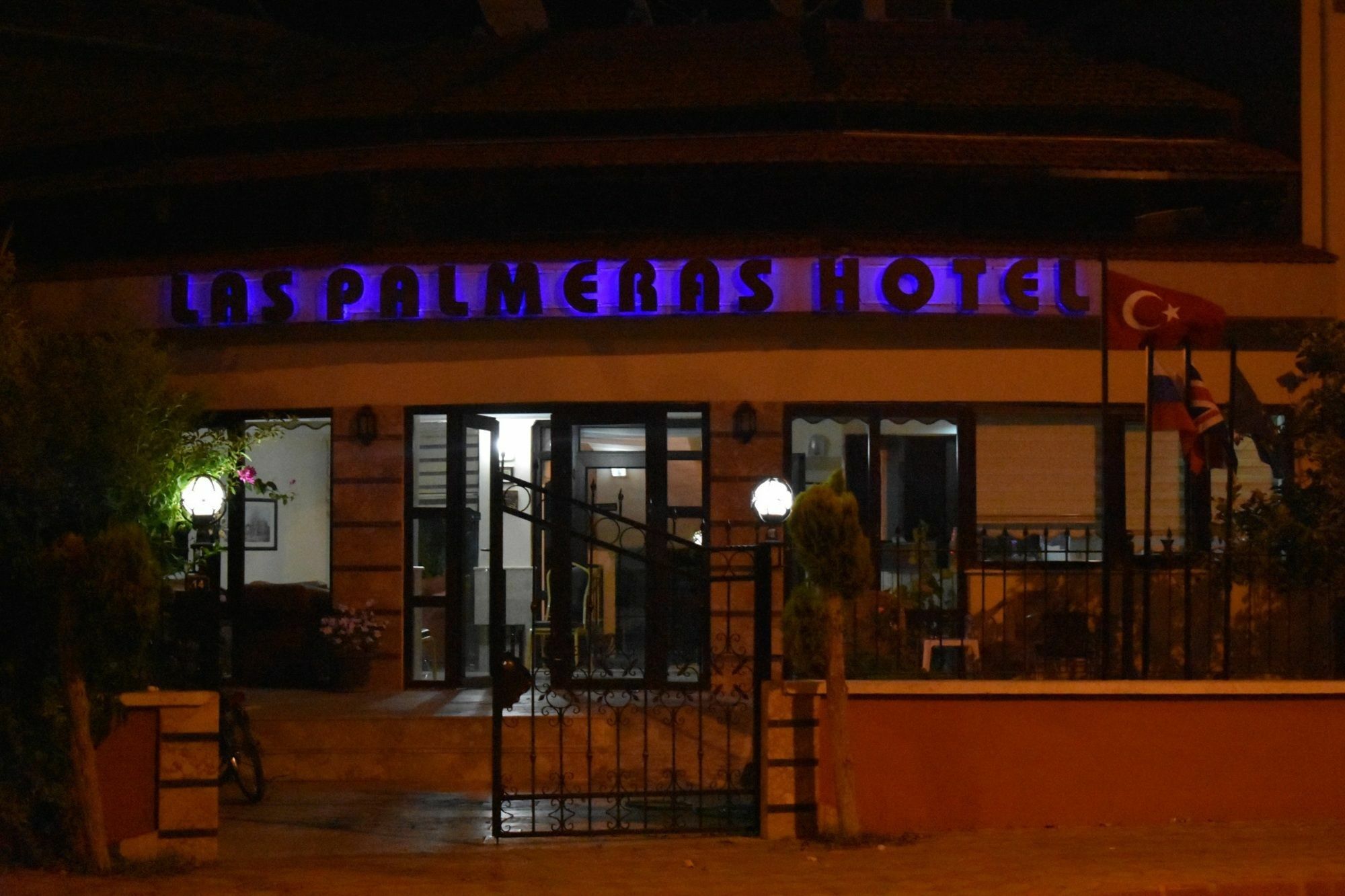 Las Palmeras Hotel Çamyuva Esterno foto