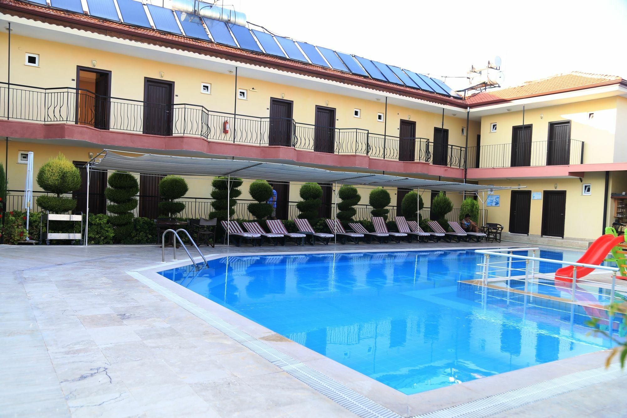Las Palmeras Hotel Çamyuva Esterno foto